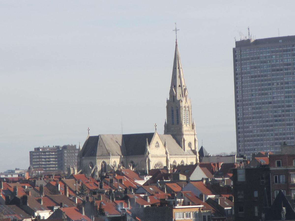 - - - - - Au Sixieme Ciel - - - - - Leilighet Brussel Eksteriør bilde